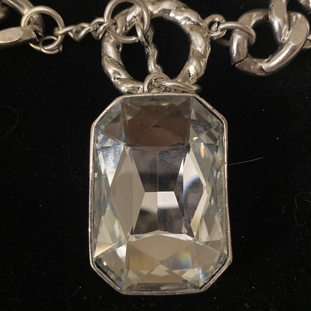 Traci Lynn Bold Chunky Large Silver Tone Necklace - Picture 5 of 8